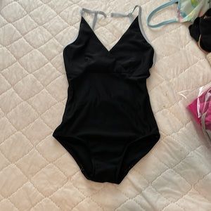 bullet pointe leotard